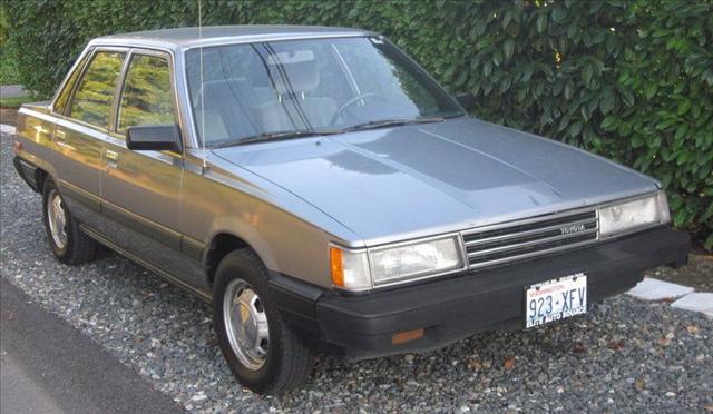 Toyota Camry 1986 photo 2