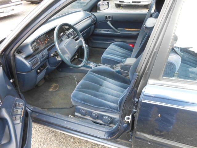 Toyota Camry 1989 photo 2