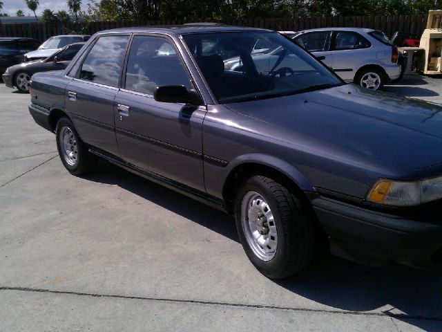 Toyota Camry 1991 photo 3