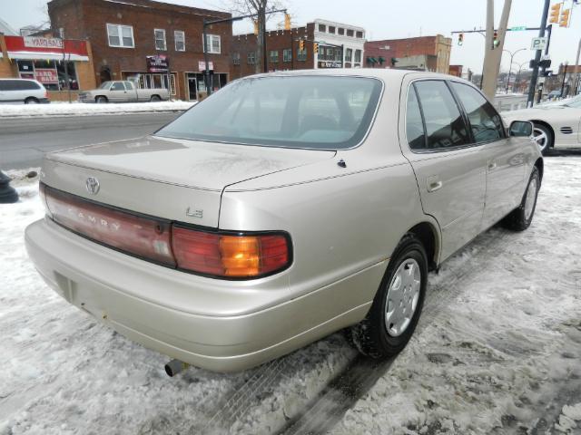Toyota Camry 1992 photo 2