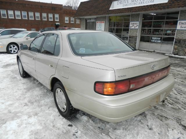 Toyota Camry 1992 photo 3