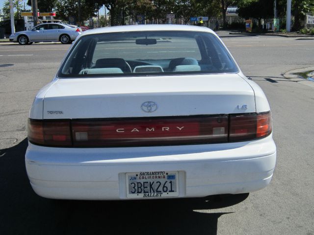 Toyota Camry 1992 photo 3