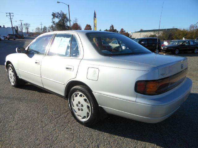 Toyota Camry 1992 photo 2