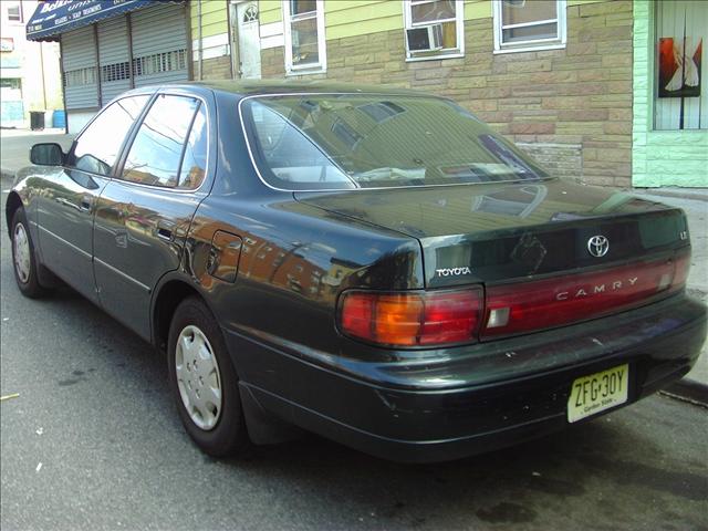 Toyota Camry 1993 photo 0