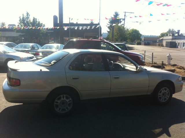 Toyota Camry 1993 photo 1