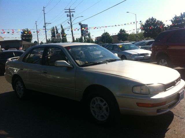Toyota Camry 1993 photo 2