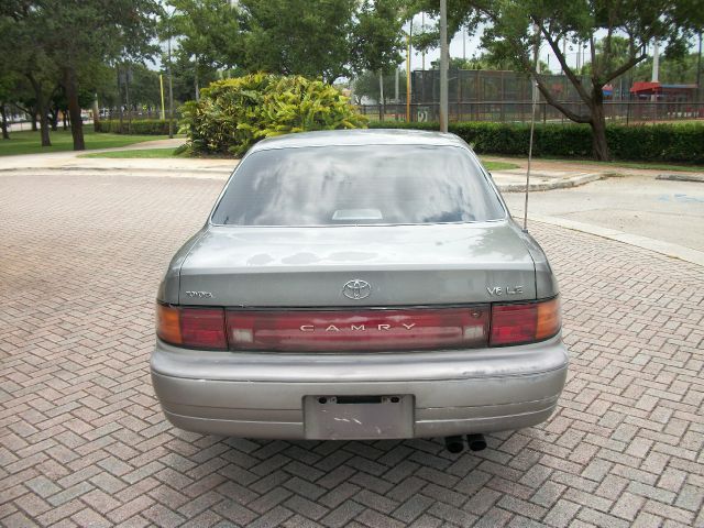 Toyota Camry 1993 photo 11