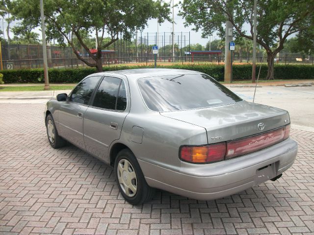 Toyota Camry 1993 photo 4