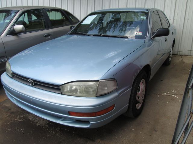 Toyota Camry 4x4 Z85 Extended CAB Sedan