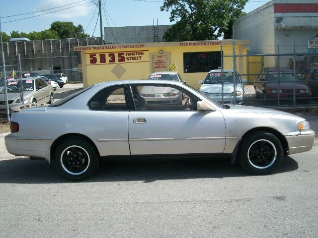 Toyota Camry Sedan XLE Coupe