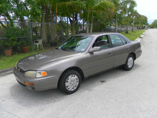 Toyota Camry 1995 photo 2