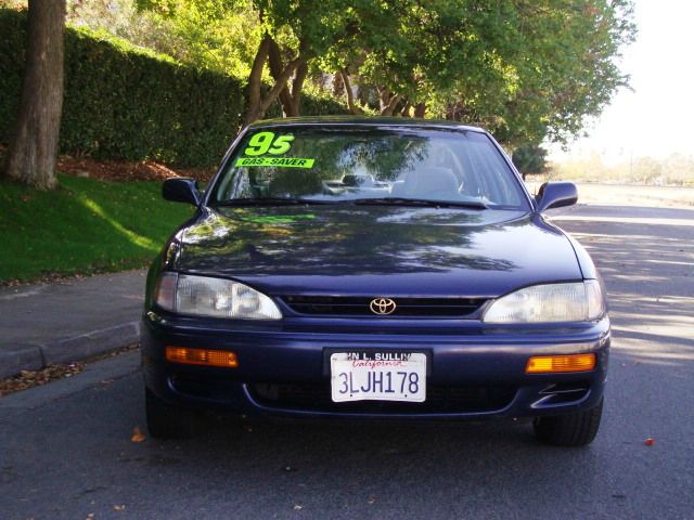 Toyota Camry X Sedan