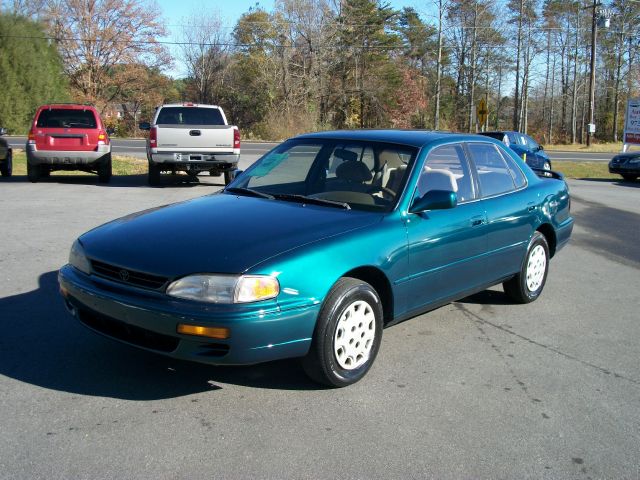 Toyota Camry 1995 photo 1