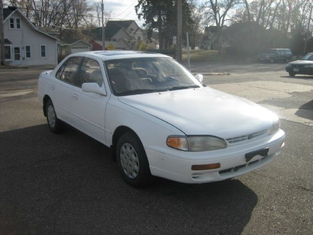 Toyota Camry 1995 photo 2