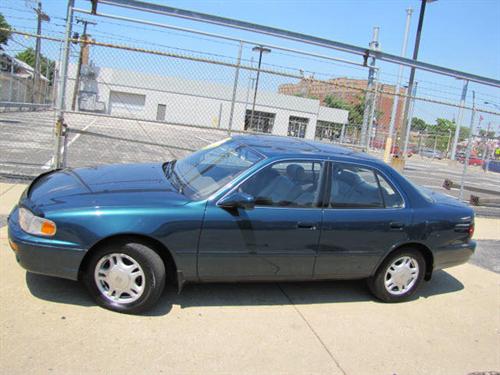 Toyota Camry 1996 photo 1
