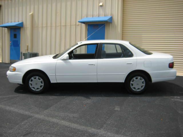 Toyota Camry 1996 photo 1