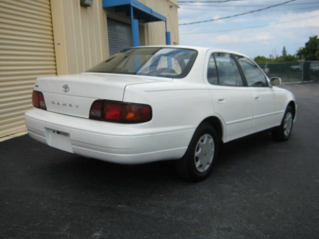 Toyota Camry 1996 photo 3