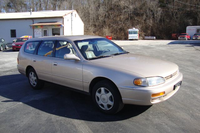 Toyota Camry 1996 photo 2