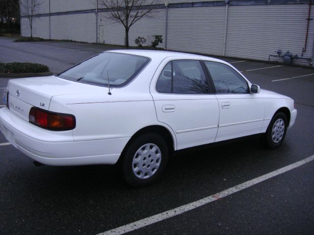 Toyota Camry 1996 photo 1