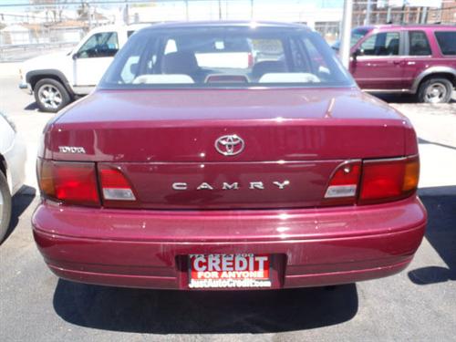 Toyota Camry 1996 photo 2