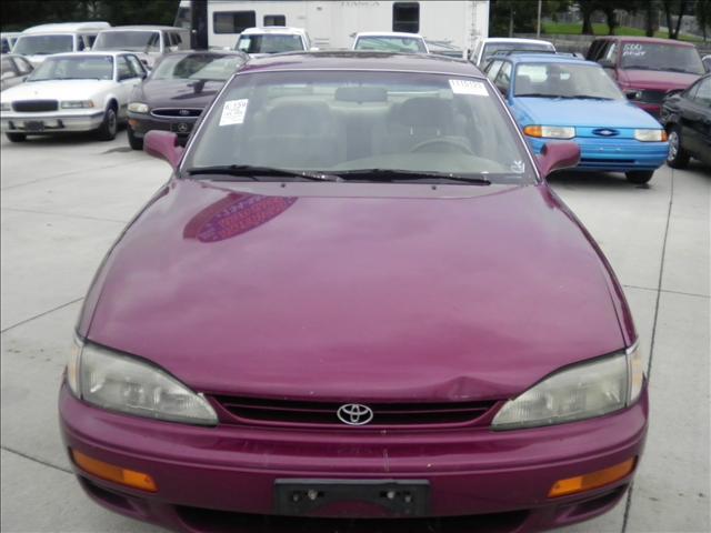 Toyota Camry 1996 photo 2