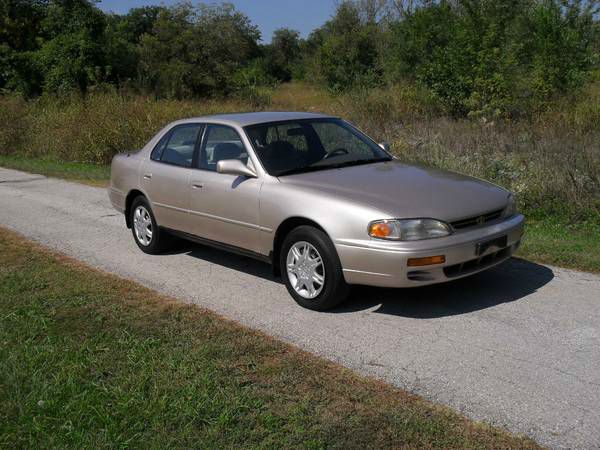Toyota Camry 1996 photo 2