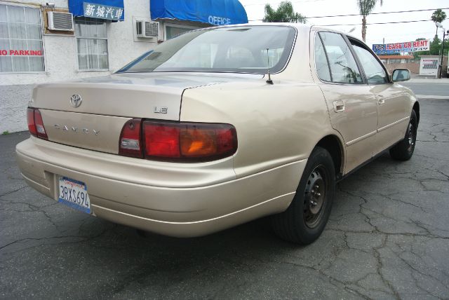 Toyota Camry 1996 photo 1