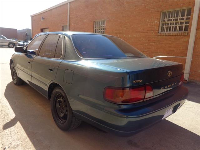 Toyota Camry 1996 photo 1