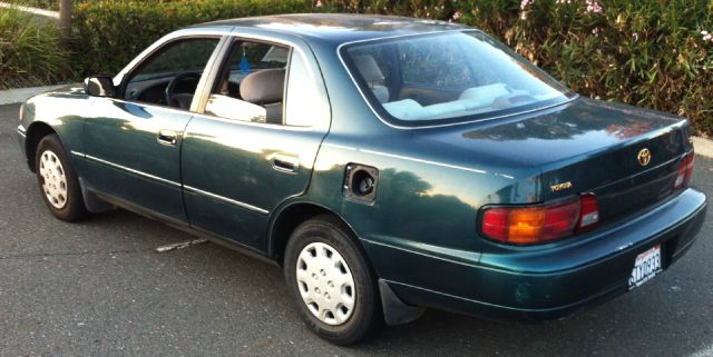 Toyota Camry 1996 photo 2