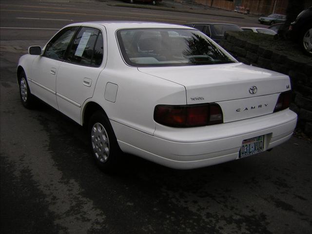 Toyota Camry 1996 photo 2