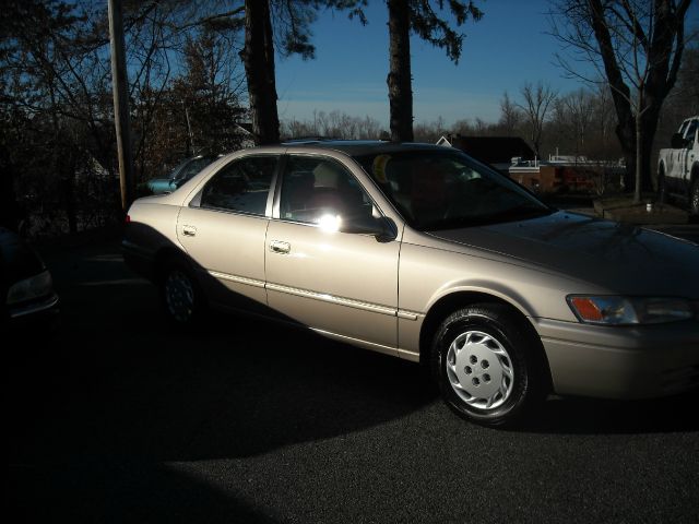 Toyota Camry 1997 photo 4