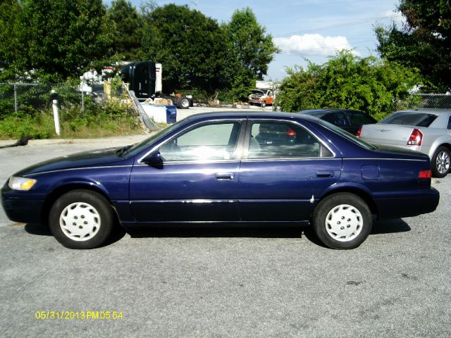 Toyota Camry 1997 photo 1