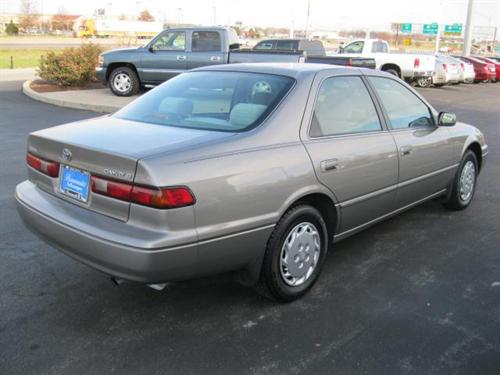 Toyota Camry 1997 photo 1
