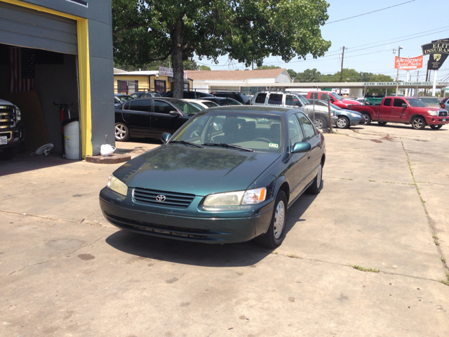 Toyota Camry 1997 photo 2