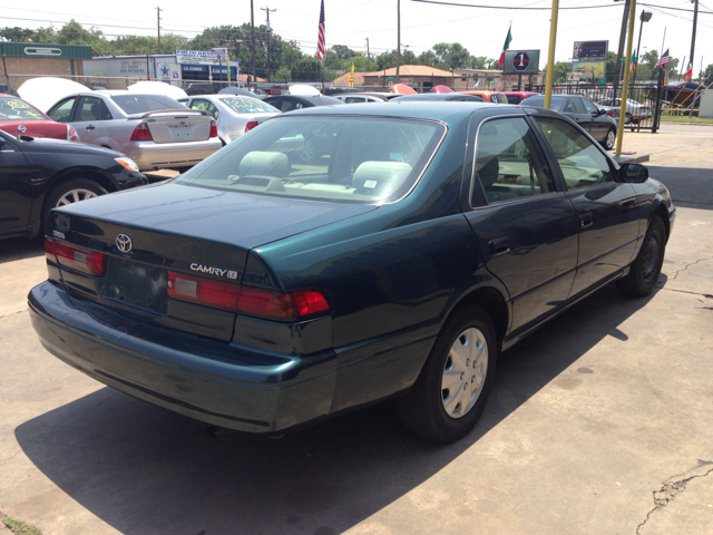 Toyota Camry 1997 photo 3