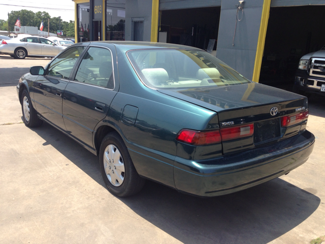 Toyota Camry 1997 photo 4