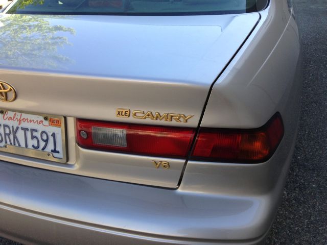 Toyota Camry 1997 photo 33