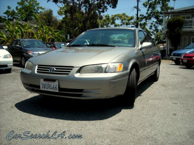 Toyota Camry X Sedan