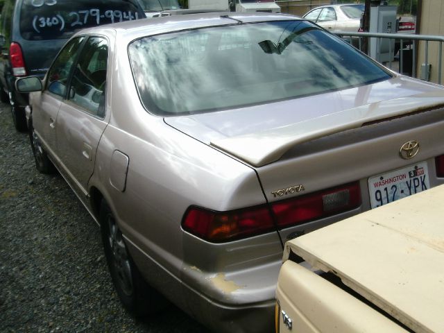 Toyota Camry 1997 photo 4