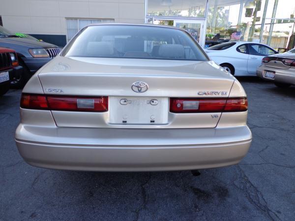 Toyota Camry 1997 photo 2