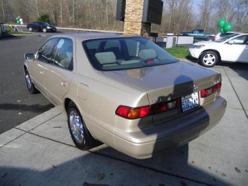 Toyota Camry 1997 photo 3