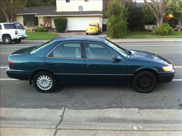 Toyota Camry 1997 photo 3