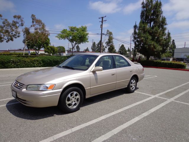 Toyota Camry 1997 photo 11