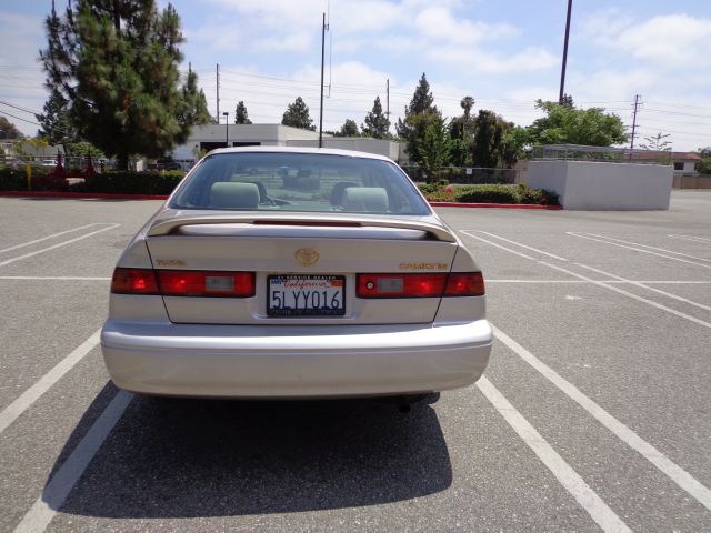 Toyota Camry 1997 photo 4