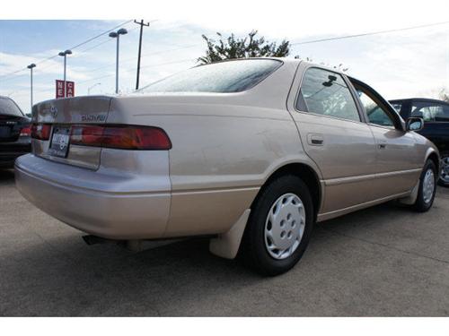 Toyota Camry 1997 photo 2