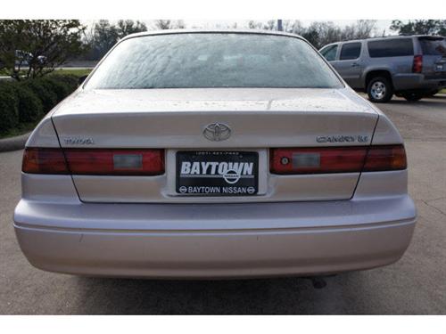 Toyota Camry 1997 photo 3
