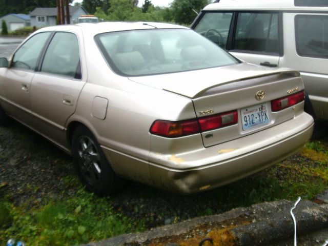 Toyota Camry 1997 photo 2