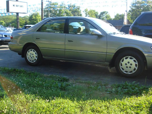 Toyota Camry 1997 photo 1