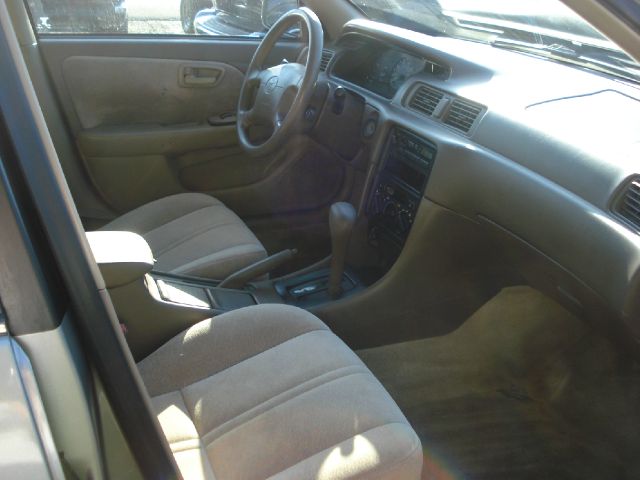 Toyota Camry 1997 photo 3