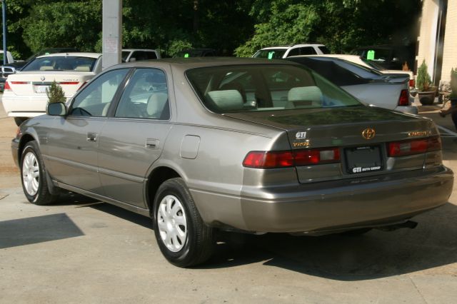 Toyota Camry 1997 photo 0
